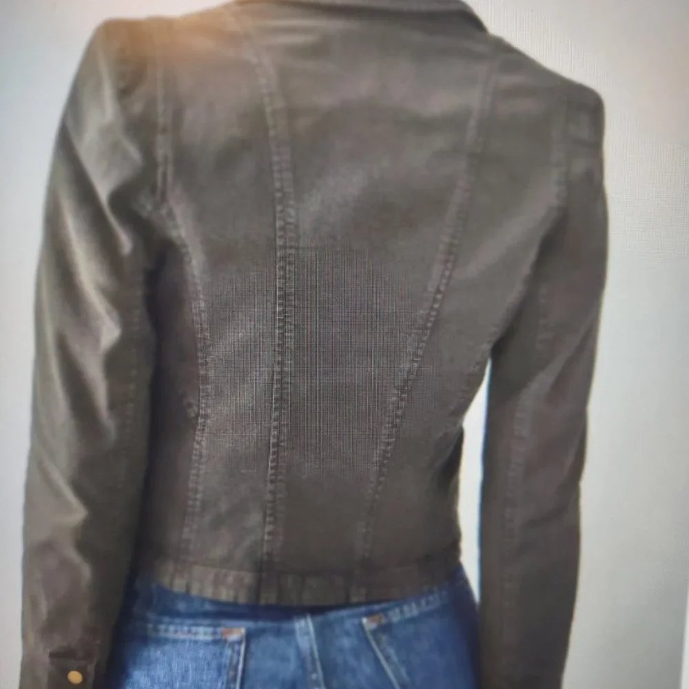 ANTHROPOLOGIE Structured Button Front Blazer Olive Green NWT - Size 12 - Picture 2 of 16